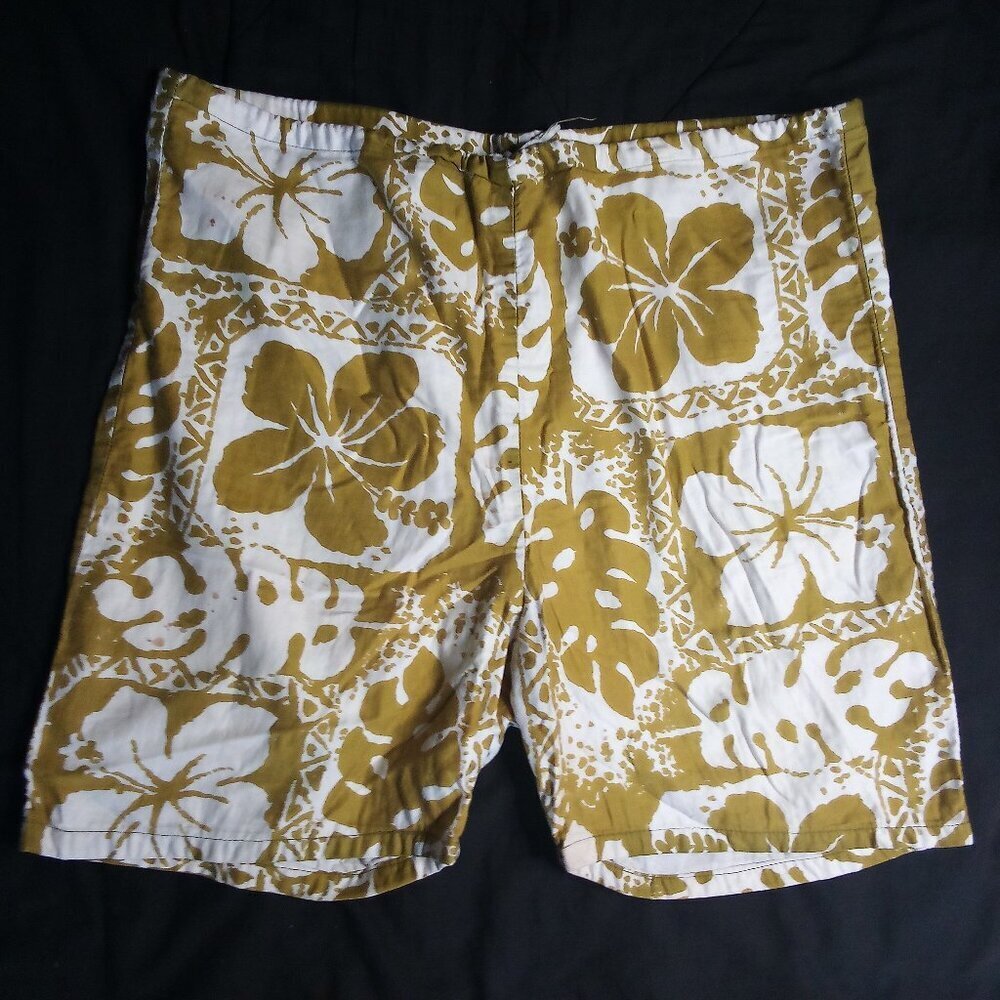 Vintage JC Penneys Towncraft Hibiscus Floral Swim Board Shorts